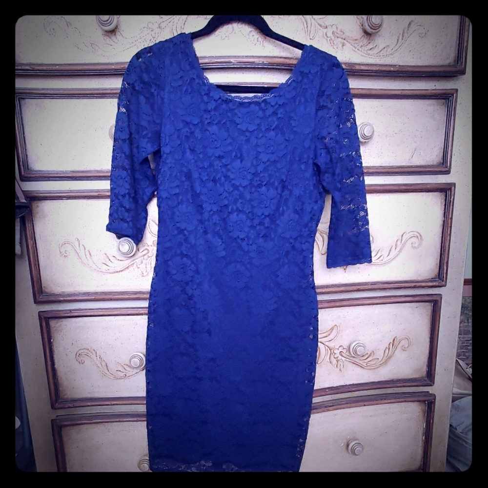 Navy blue stretch lace dress. Size 4.